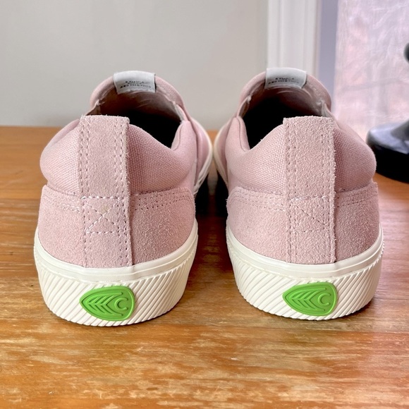 NWOB Cariuma Slip-On Pro Suede Sneaker - Picture 9 of 16